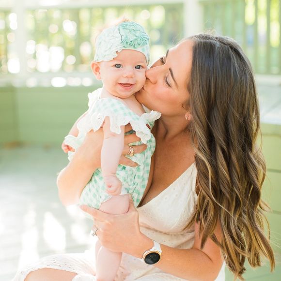 Meet your Posher, Amy - Picture 1 of 1